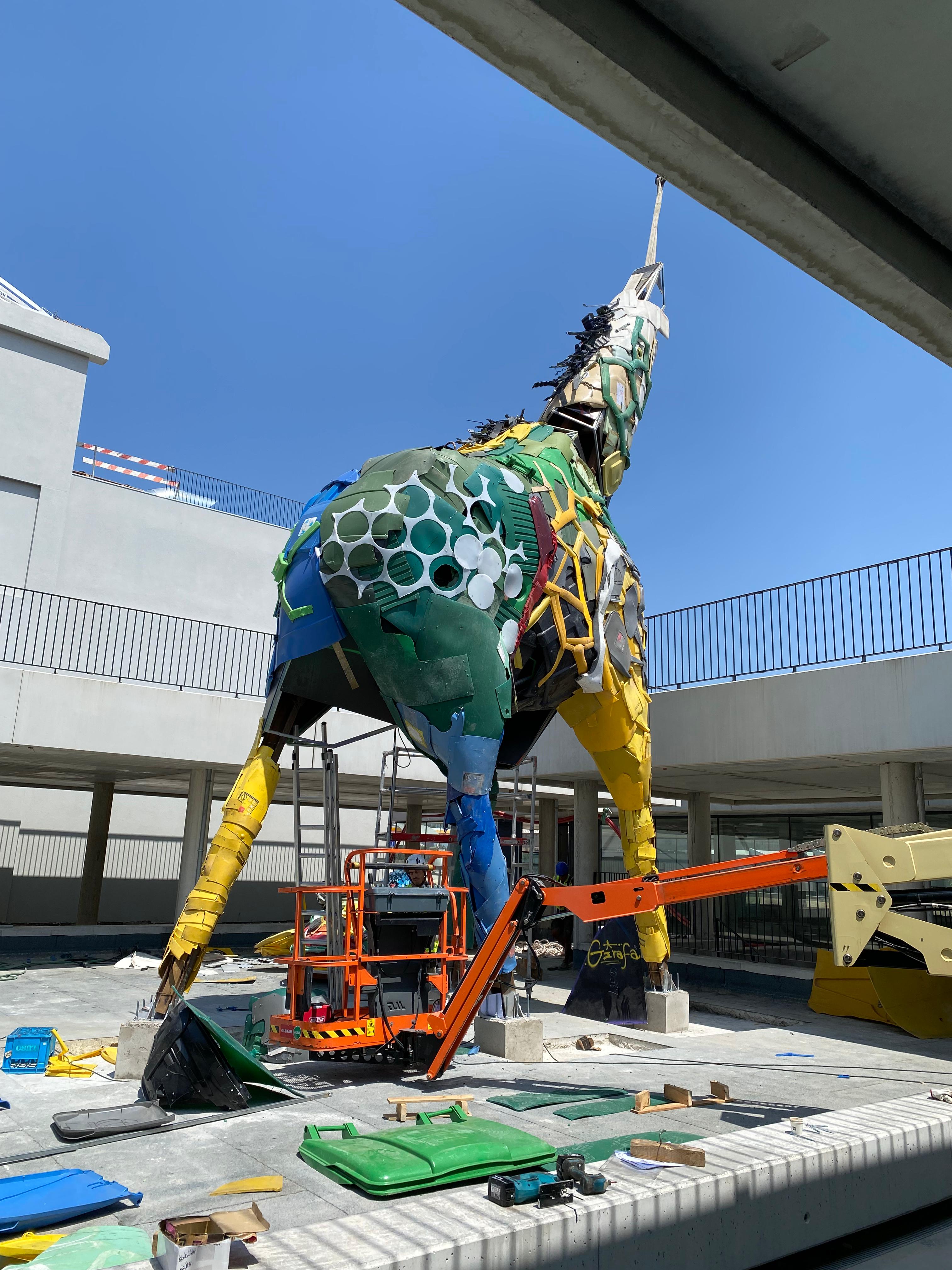 Girafa em construção